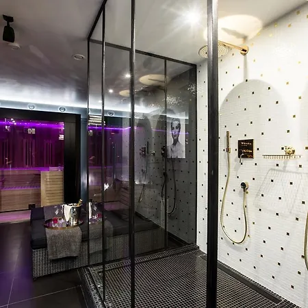 Apartment Chambre Avec Jacuzzi Sauna Privatif *