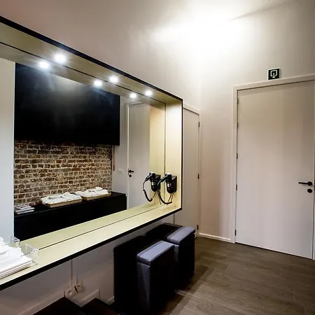 Chambre Avec Jacuzzi Sauna Privatif Brussels