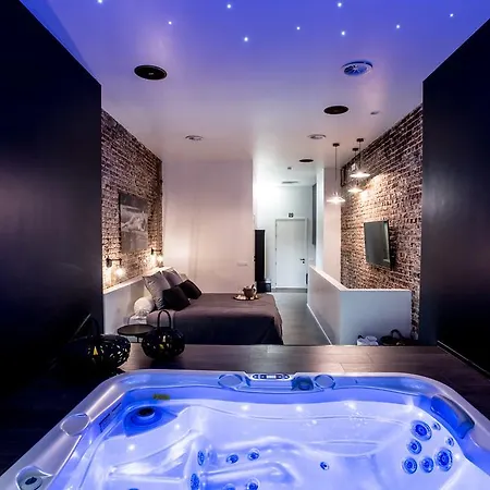 Chambre Avec Jacuzzi Sauna Privatif * Brussels