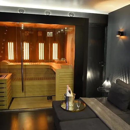 Chambre Avec Jacuzzi Sauna Privatif * Brussels
